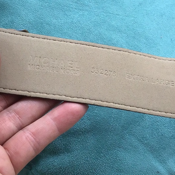 Michael Kors textured Italian leather belt XL - Picture 4 of 5